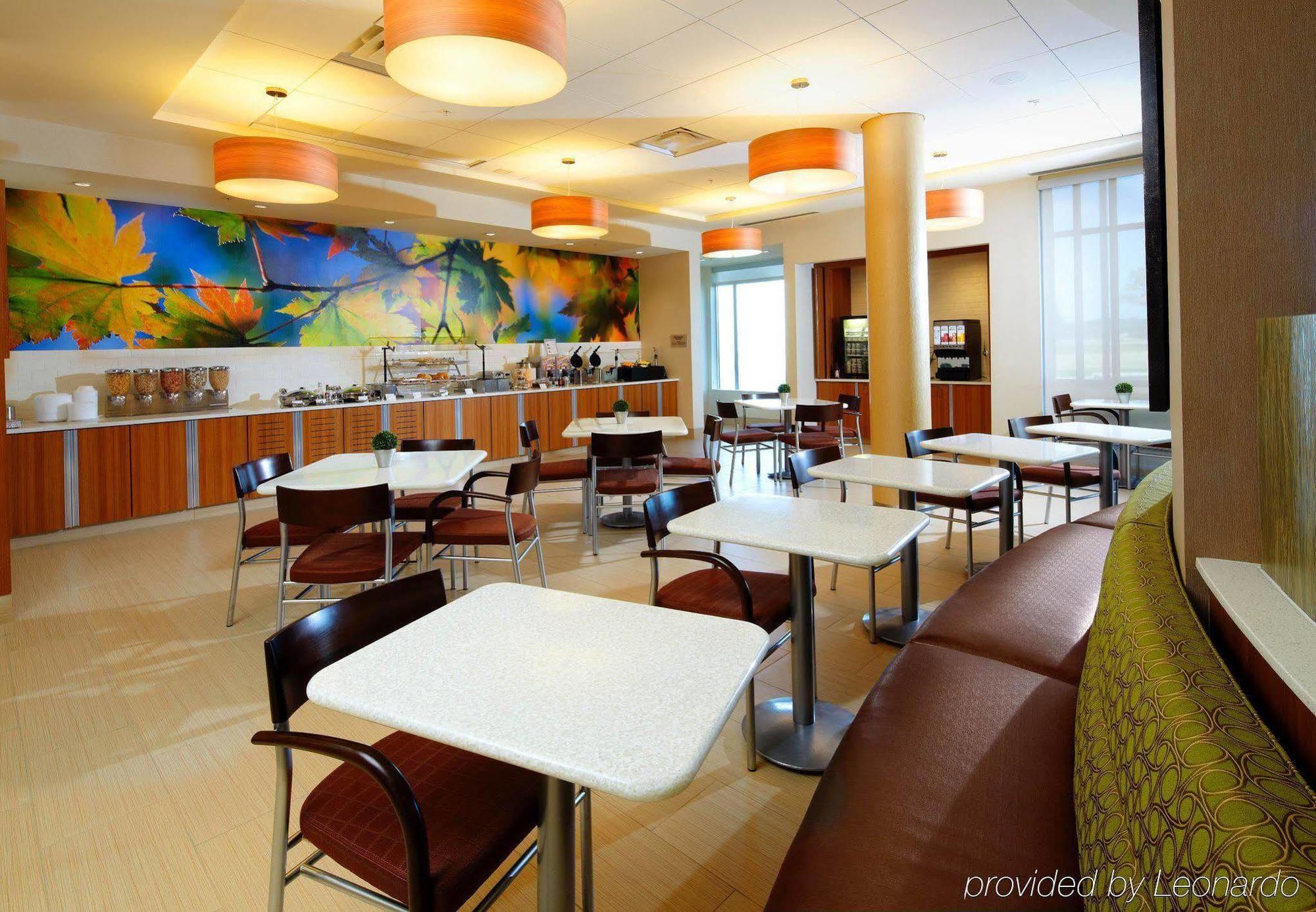 Springhill Suites By Marriott Pittsburgh Latrobe Restaurace fotografie